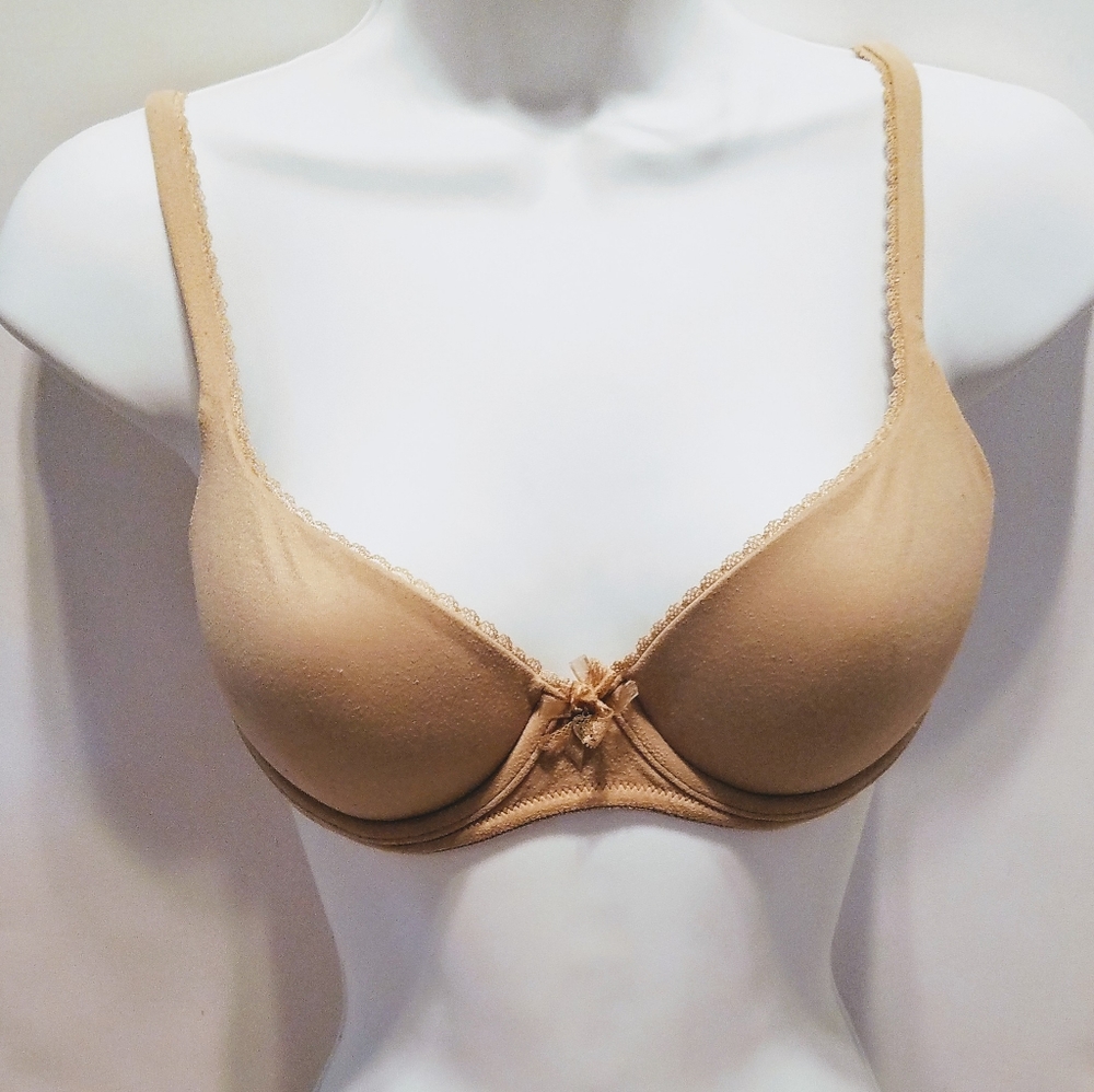 VS Body by Victoria Nude Push Up Bra 32C